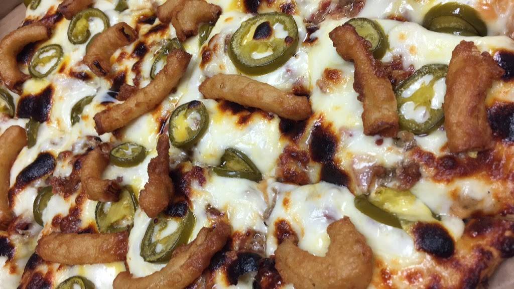 Chads Pizza & Restaurant | restaurant | 909 W 23rd St, Cedar Falls, IA 50613, USA | 3192422263 OR +1 319-242-2263