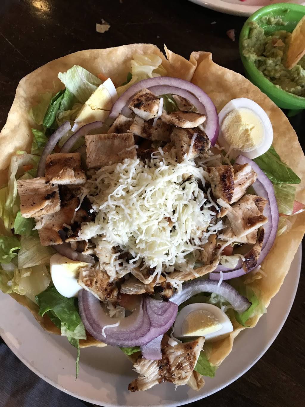 Camelias Mexican Grill | restaurant | 28990 Orchard Lake Rd, Farmington Hills, MI 48334, USA | 2487020558 OR +1 248-702-0558