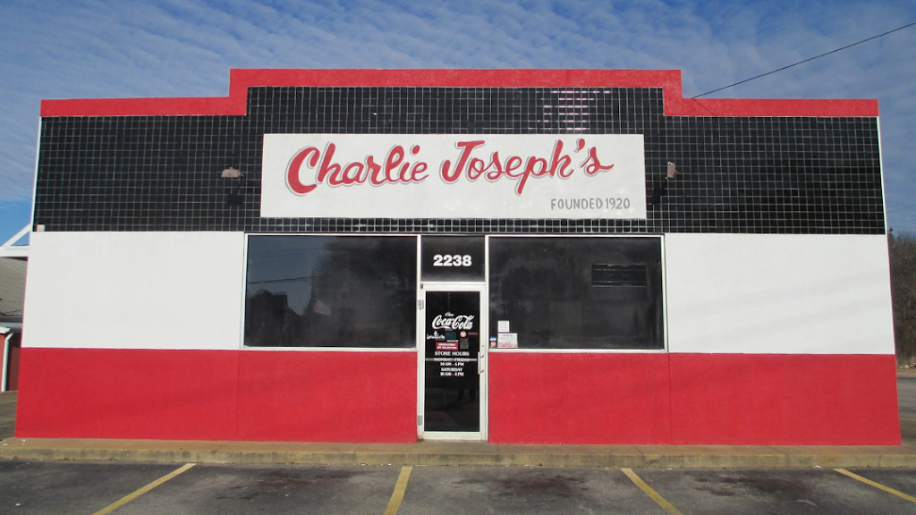 Charlie Josephs | restaurant | 2238 W Point Rd, LaGrange, GA 30240, USA | 7068840379 OR +1 706-884-0379