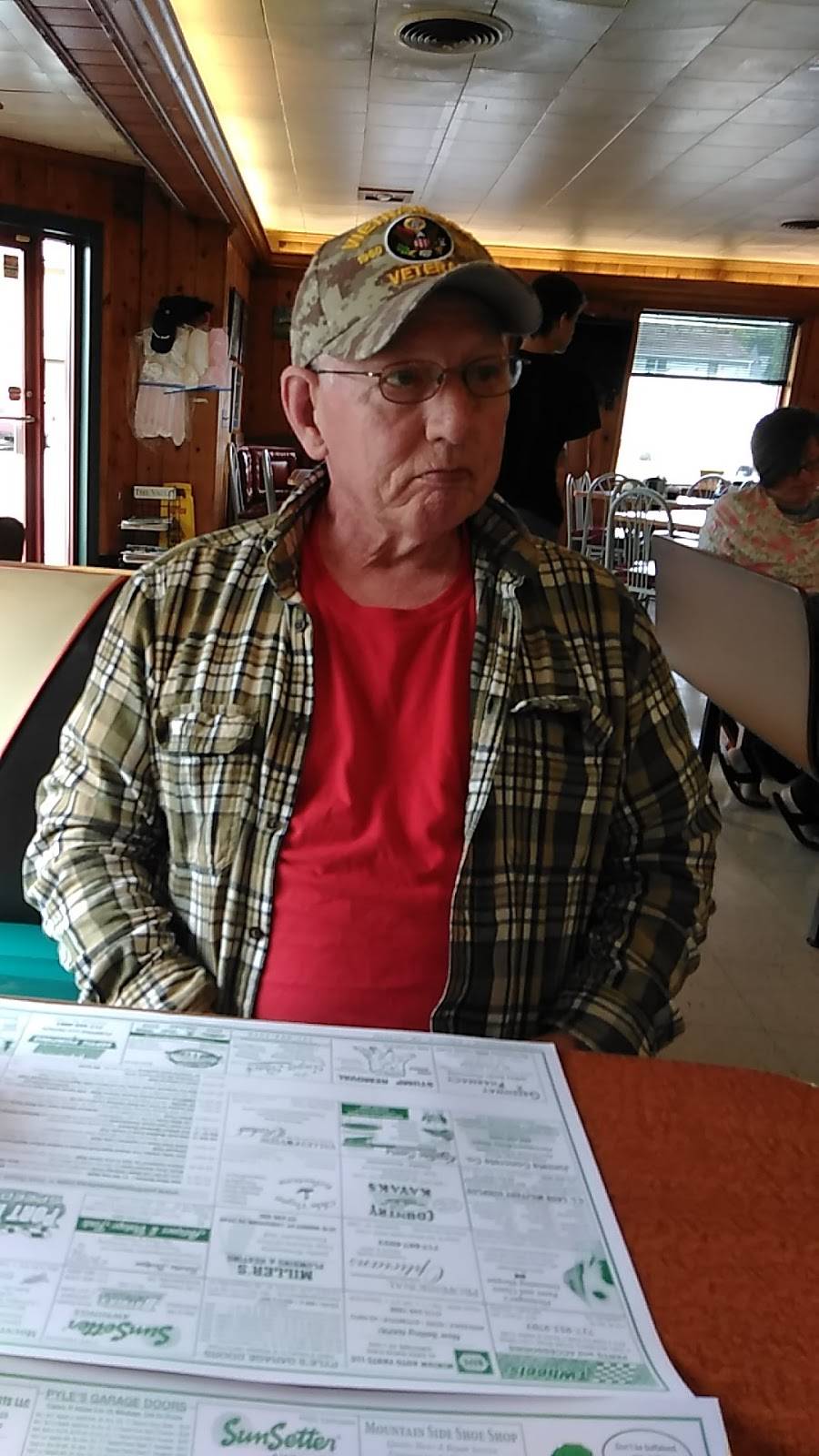 Micheles OIP Restaurant & Pizzeria | restaurant | 100 S Main St, Reedsville, PA 17084, USA | 7176679496 OR +1 717-667-9496