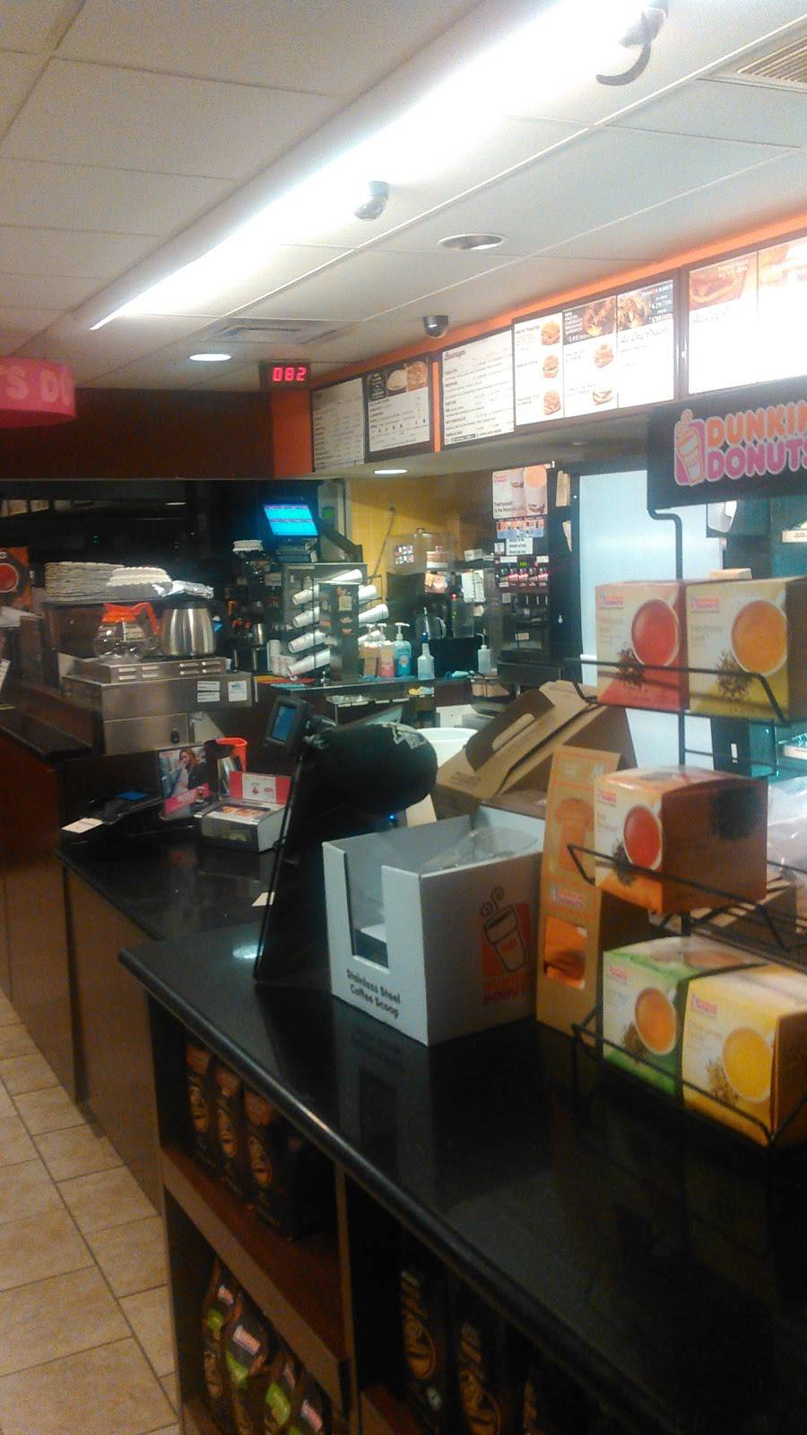 Dunkin | bakery | 5120 PA-51, Belle Vernon, PA 15012, USA | 7243793131 OR +1 724-379-3131