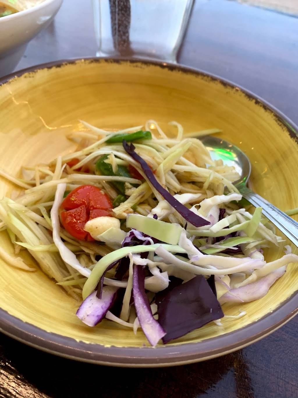 Kiin Lao & Thai Eatery | restaurant | 5846 Forbes Ave, Pittsburgh, PA 15217, USA | 4122269042 OR +1 412-226-9042