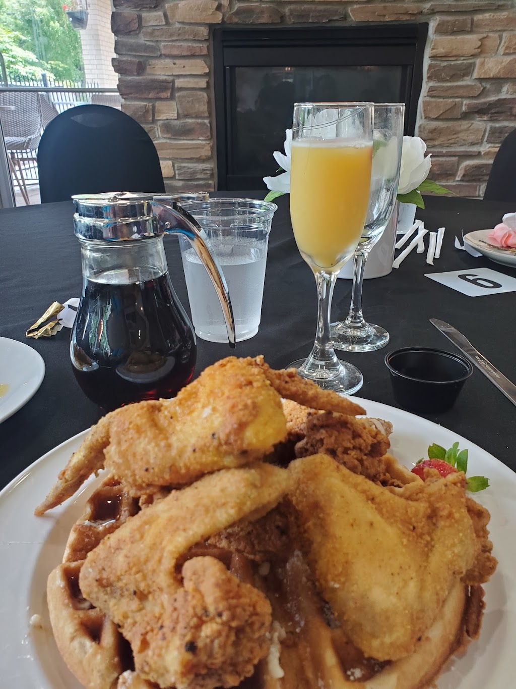 Xias Restaurant, Lounge, & Events | restaurant | 2525 Monroeville Blvd, Monroeville, PA 15146, USA | 4127204348 OR +1 412-720-4348