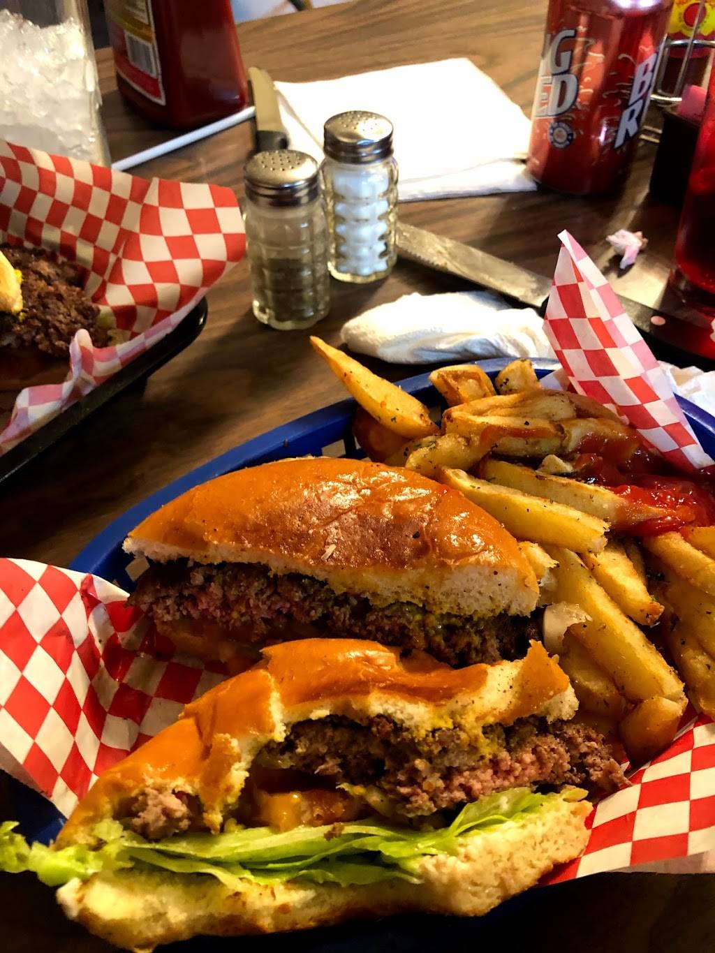 Everybody Loves Raymonds Tacos | restaurant | 18600 Pleasanton Rd, San Antonio, TX 78221, USA | 2104172977 OR +1 210-417-2977