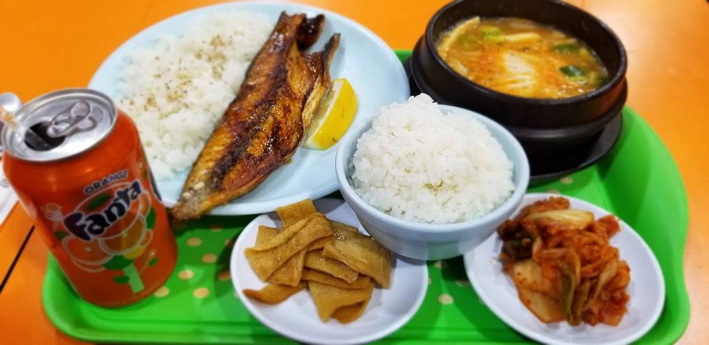 Durebak Restaurant | restaurant | 801 Civic Center Dr #114, Niles, IL 60714, USA | 8474708825 OR +1 847-470-8825