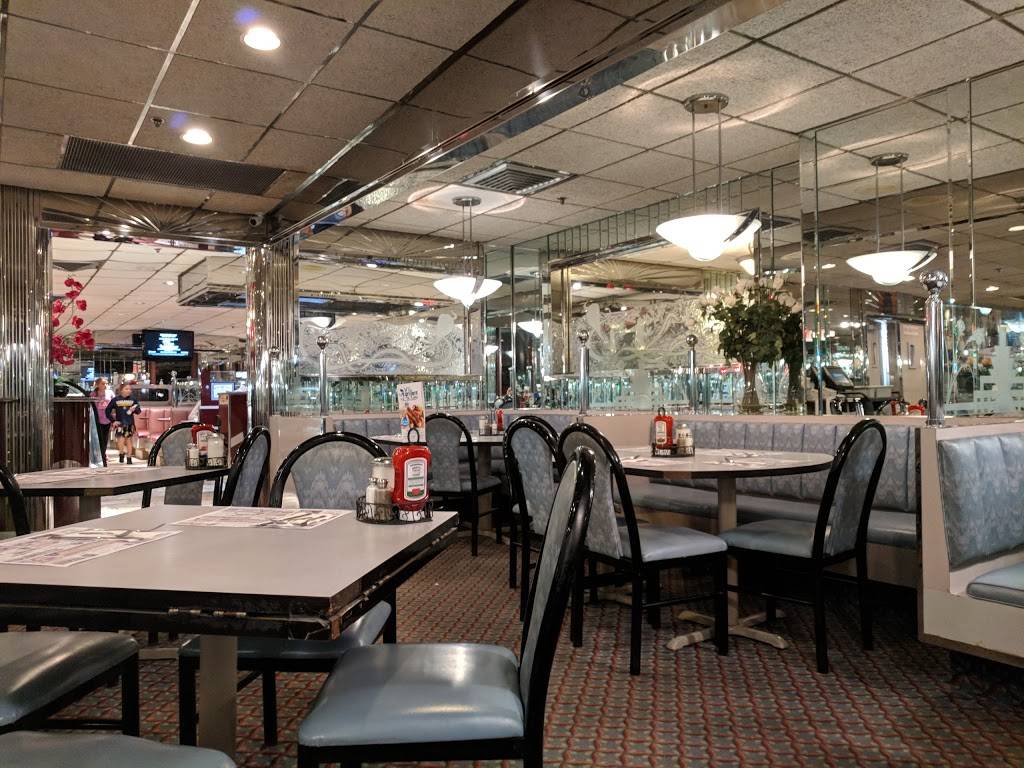 Wayne Hills diner | restaurant | 1465 Hamburg Turnpike, Wayne, NJ 07470, USA | 9736281824 OR +1 973-628-1824
