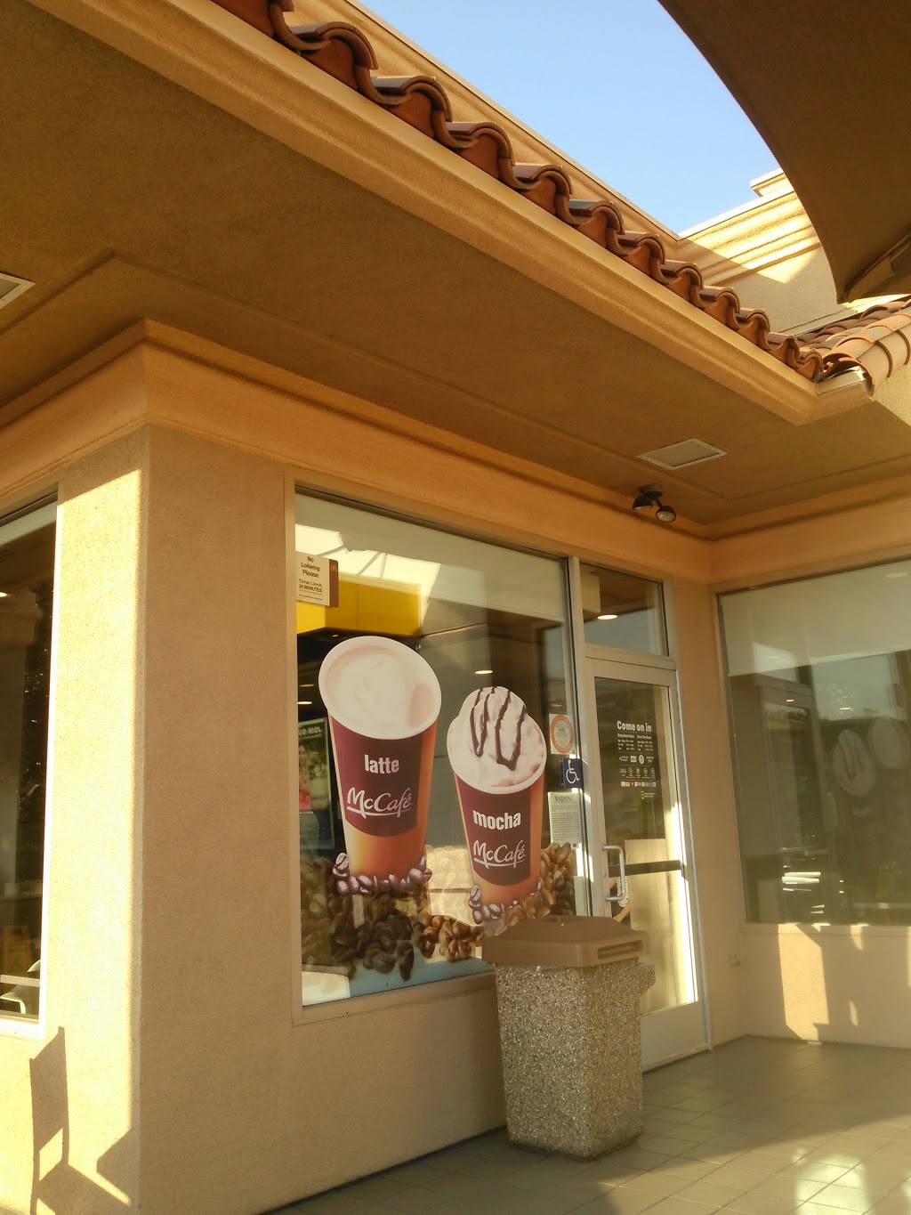 McDonalds | cafe | 30672 Santa Margarita Pkwy, Rancho Santa Margarita, CA 92688, USA | 9498584329 OR +1 949-858-4329