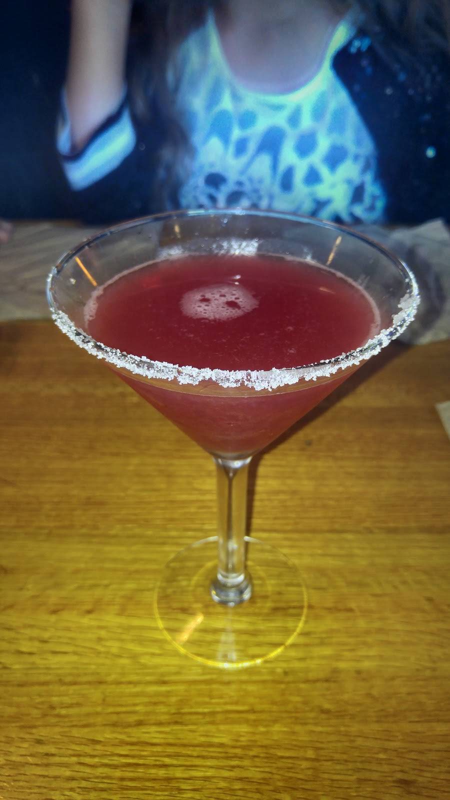 Applebees Grill + Bar | restaurant | 335 12th St SW, Forest Lake, MN 55025, USA | 6514646778 OR +1 651-464-6778