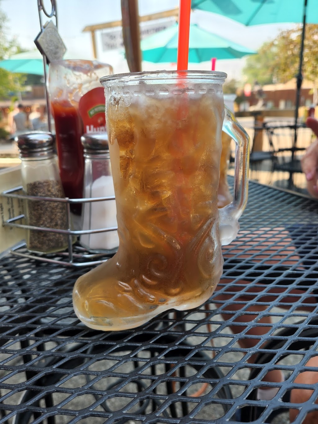 Outlaw Restaurant | restaurant | 108 N Main St, Joseph, OR 97846, USA | 5414324321 OR +1 541-432-4321