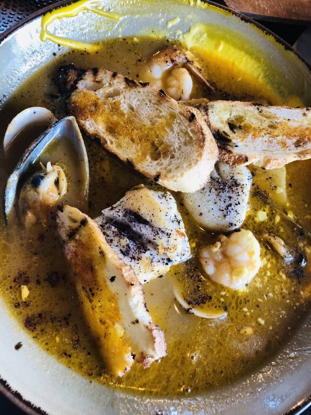 Ricardas Mediterranean Restaurant | restaurant | 312 Lakeshore Rd E, Oakville, ON L6J 1J2, Canada | 9058447401 OR +1 905-844-7401