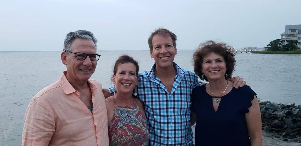 The Landing at Sunset Island | restaurant | 1 Beach Side Dr, Ocean City, MD 21842, USA | 4436645489 OR +1 443-664-5489