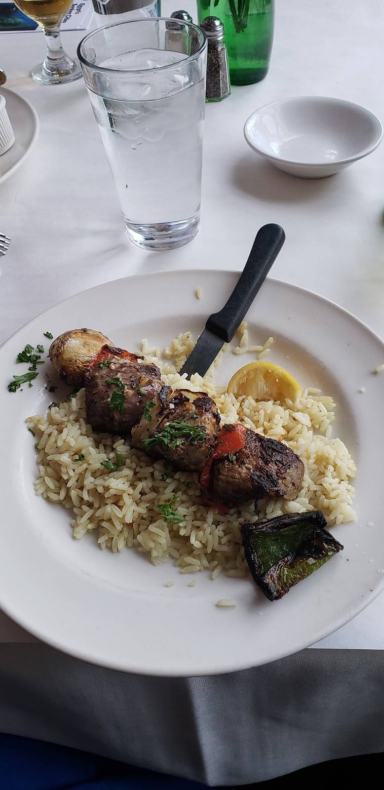 Christos | restaurant | 2632 Nicollet Ave, Minneapolis, MN 55408, USA | 6128712111 OR +1 612-871-2111