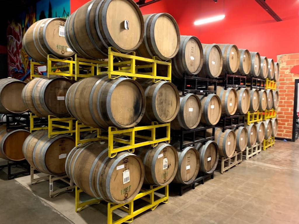 Freetail Brewing Co. | restaurant | 2000 S Presa St, San Antonio, TX 78210, USA | 2106256000 OR +1 210-625-6000