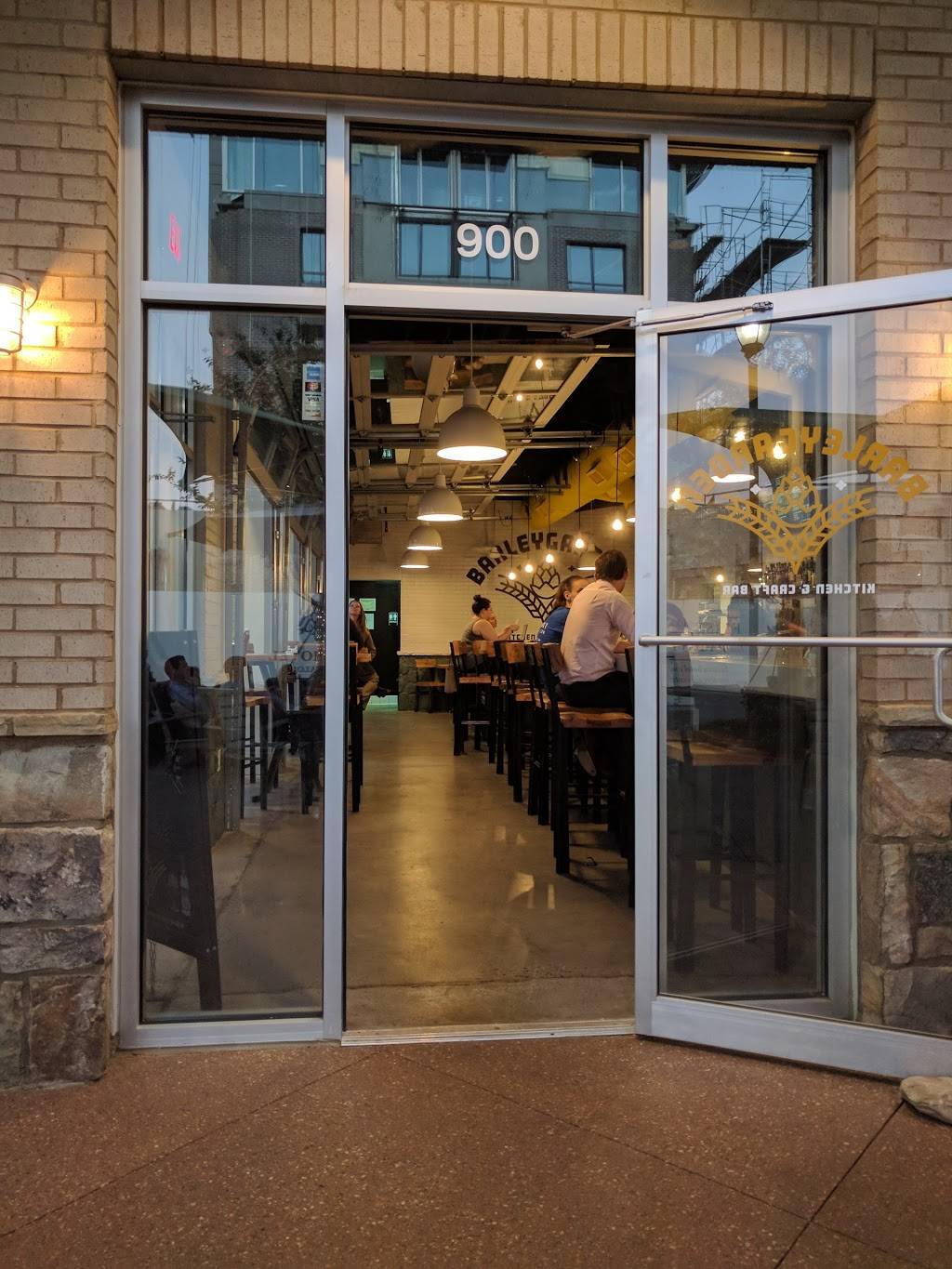 Barleygarden Kitchen & Craft Bar | restaurant | 900 Avalon Blvd, Alpharetta, GA 30009, USA | 6782666218 OR +1 678-266-6218