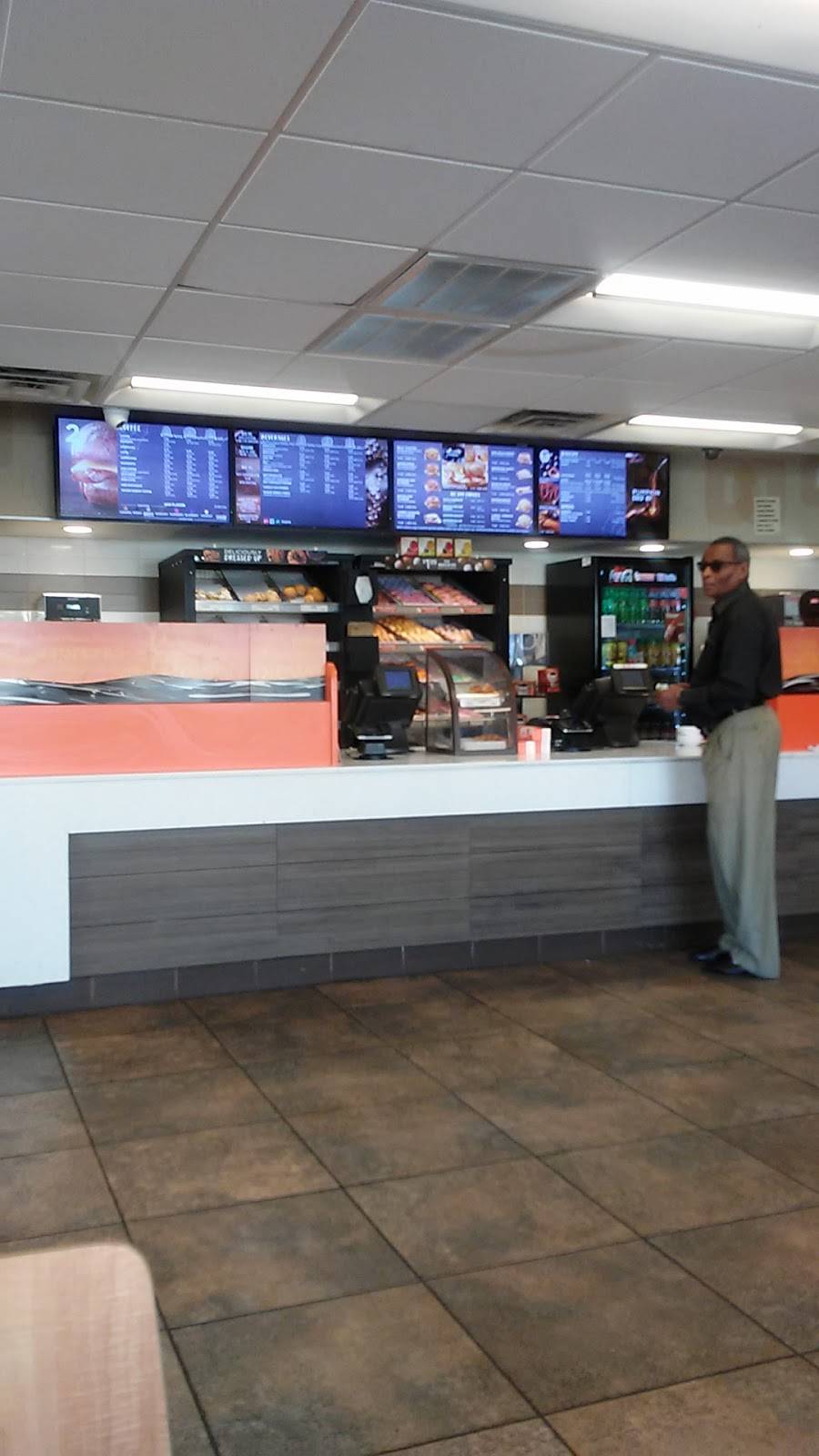 Dunkin | bakery | 6110 Woodland Ave, Philadelphia, PA 19142, USA | 2159661530 OR +1 215-966-1530