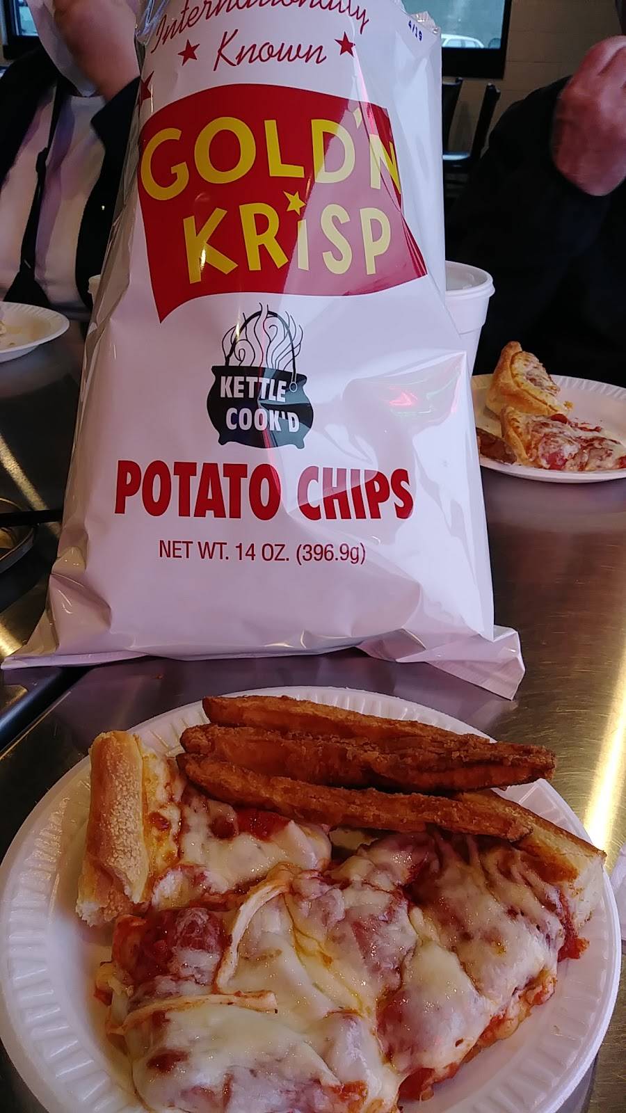 Pizza Oven | restaurant | 3153 Tuscarawas St W, Canton, OH 44708, USA | 3304528801 OR +1 330-452-8801