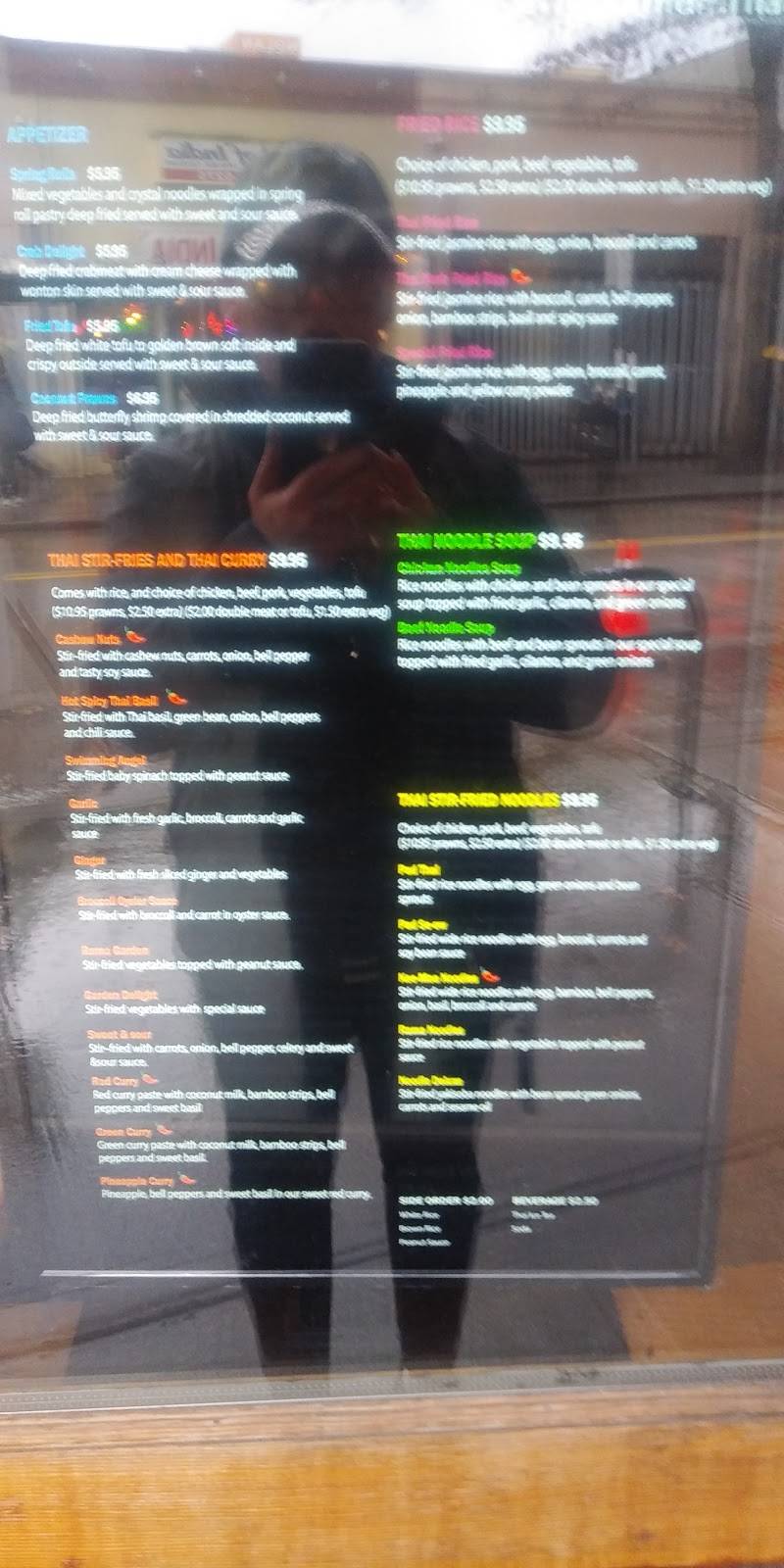 Somtam Thai Restaurant | restaurant | 4736 The Ave, Seattle, WA 98105, USA | 2065246339 OR +1 206-524-6339