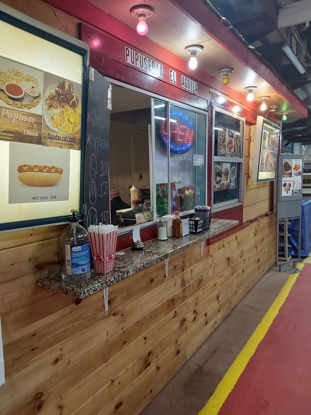 Pupuseria el Aguila | restaurant | 5360 Hendersonville Rd, Fletcher, NC 28732, USA | 8283185938 OR +1 828-318-5938