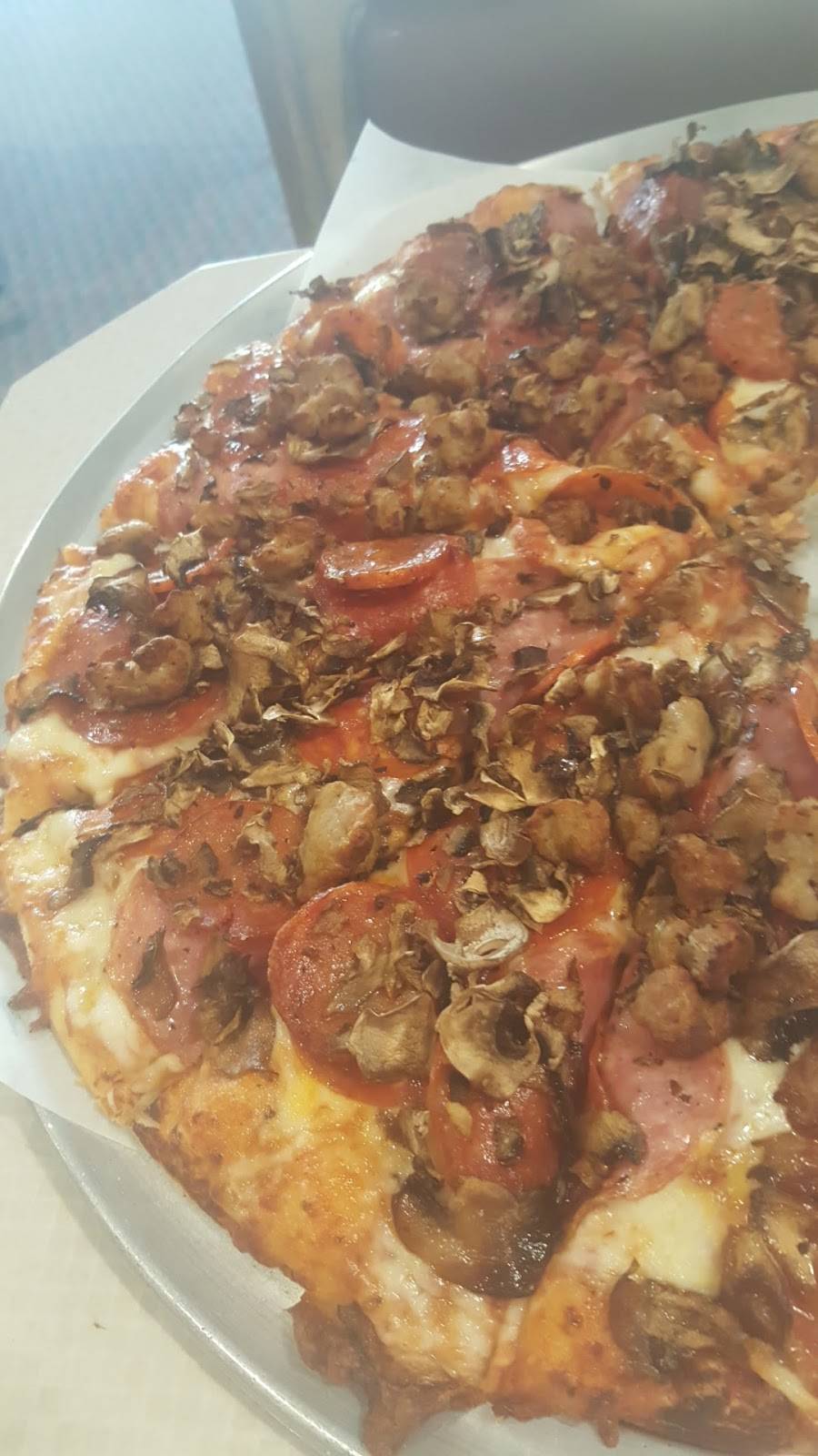 Round Table Pizza | meal delivery | 1744 Decoto Rd, Union City, CA 94587, USA | 5104893131 OR +1 510-489-3131