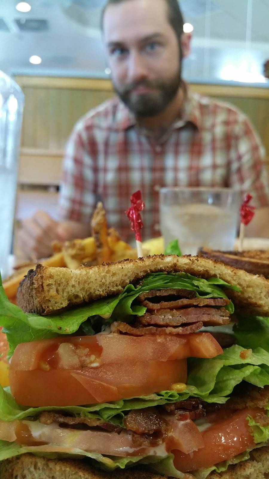 U.S. Egg Breakfast & Lunch Old Town Scottsdale | bakery | 3238 N Scottsdale Rd, Scottsdale, AZ 85251, USA | 4809477344 OR +1 480-947-7344