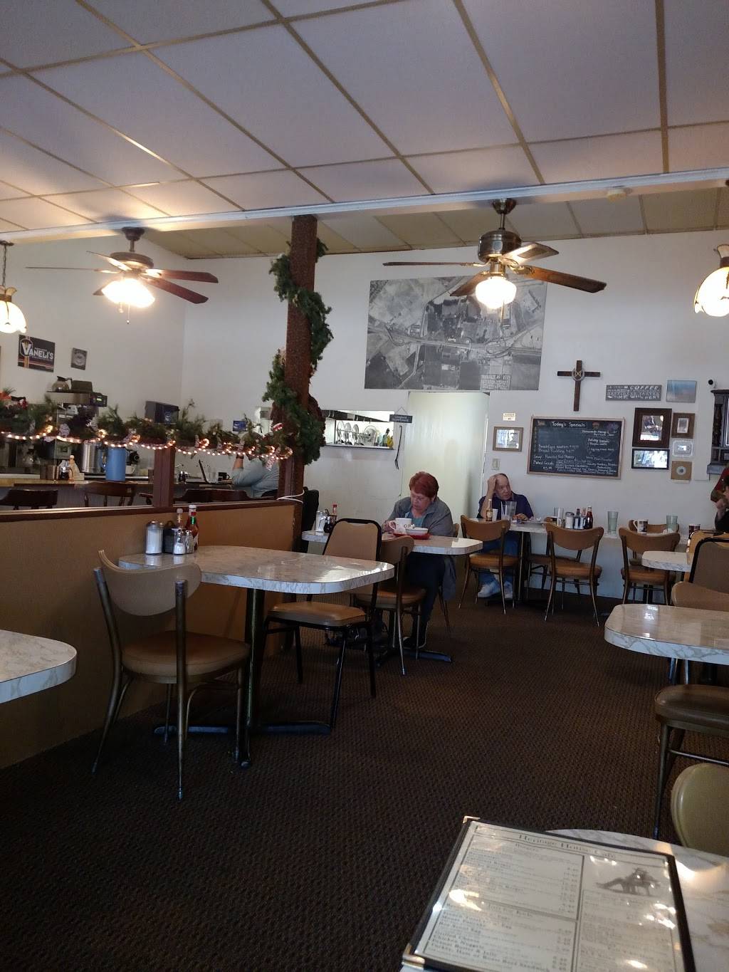 Heritage House Café | cafe | 303 Merchant St, Vacaville, CA 95688, USA | 7074483900 OR +1 707-448-3900