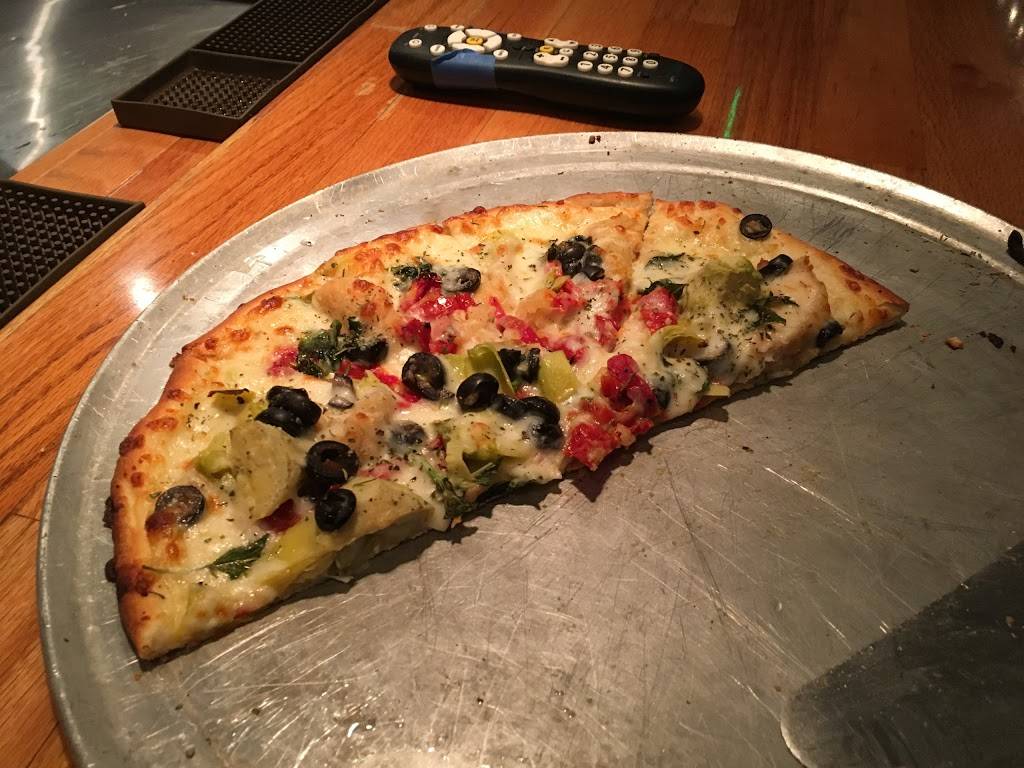 Bullwinkels | restaurant | 606 Beech Mountain Pkwy, Beech Mountain, NC 28604, USA | 8283872354 OR +1 828-387-2354