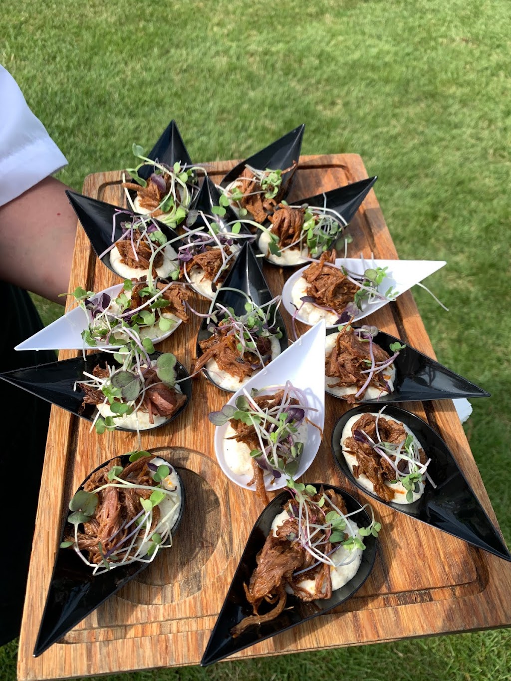 Chef Roland Catering.. | restaurant | 800 Falmouth Rd, Mashpee, MA 02649, USA | 5085390001 OR +1 508-539-0001