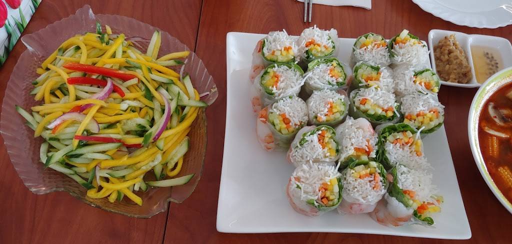 Harbour Delight Thai and Asian Cuisine | restaurant | 268 The Queensway S, Keswick, ON L4P 2P7, Canada | 9055353838 OR +1 905-535-3838