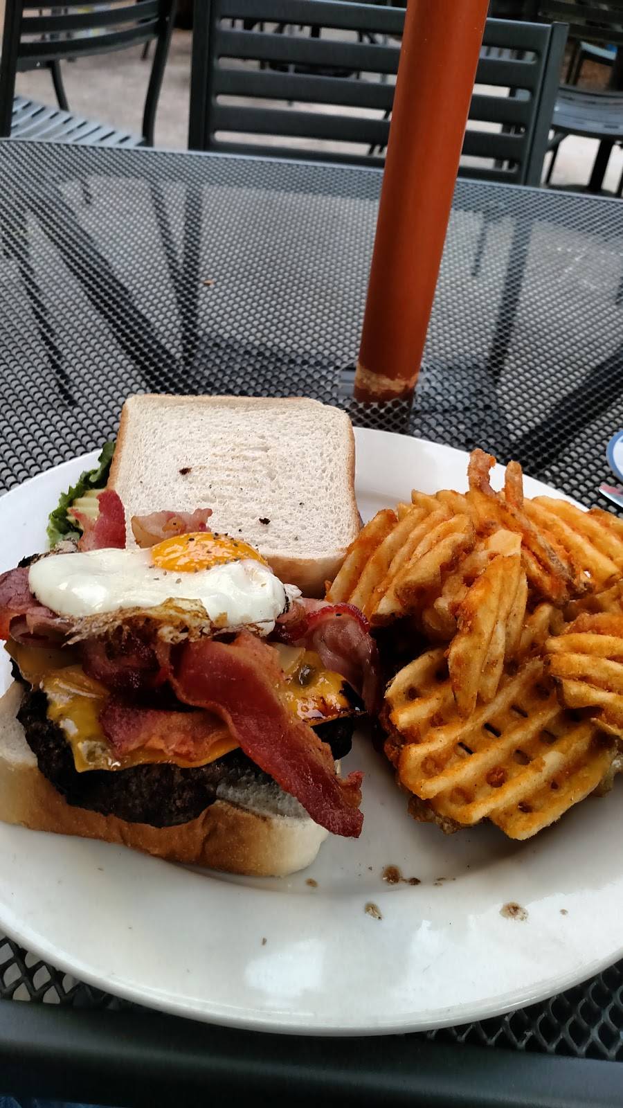 King Street Grille | restaurant | 1136 Hungry Neck Blvd, Mt Pleasant, SC 29464, USA | 8432167272 OR +1 843-216-7272