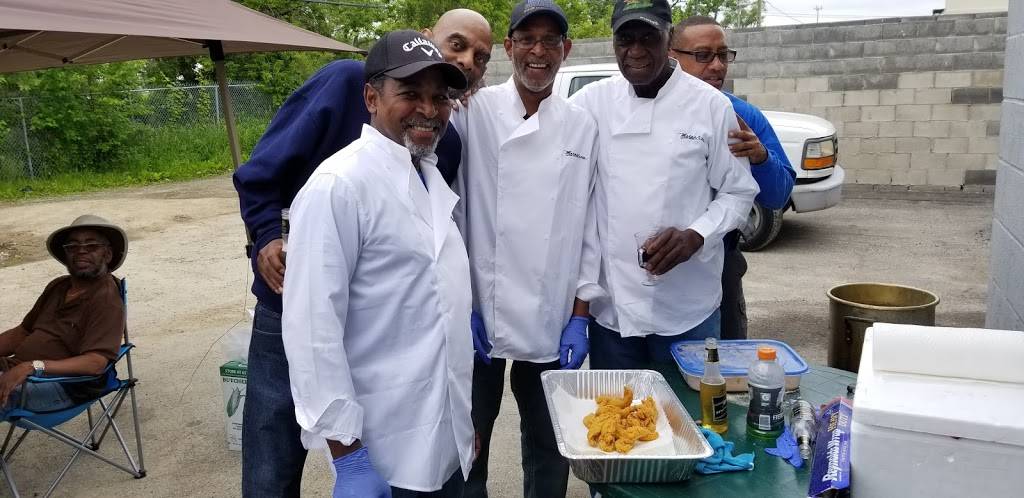 Vickies Bar & Grill | restaurant | 19205 Schoolcraft, Detroit, MI 48223, USA | 3132728997 OR +1 313-272-8997