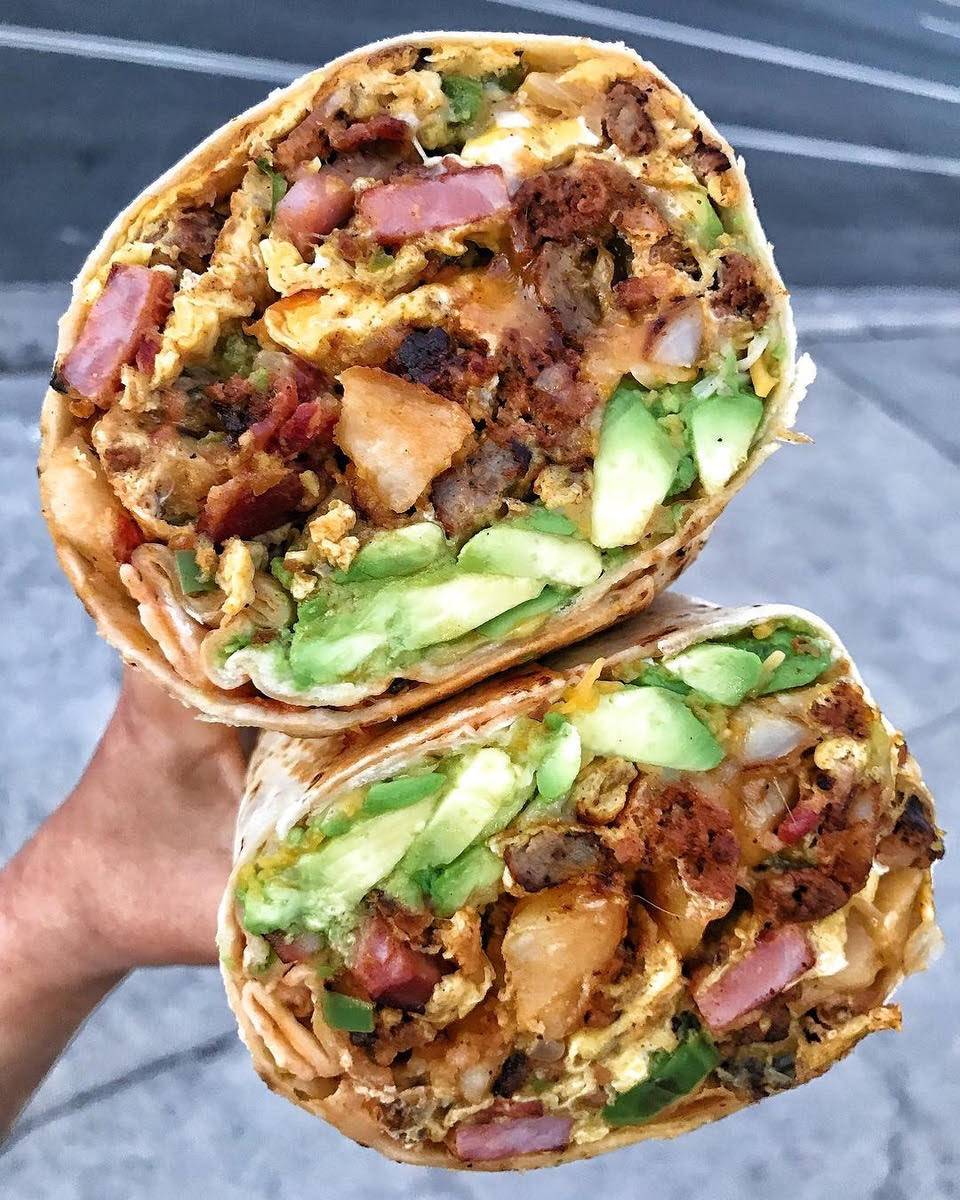 Rogers Burgers | restaurant | 2320 W Victory Blvd, Burbank, CA 91506, USA | 8188466620 OR +1 818-846-6620