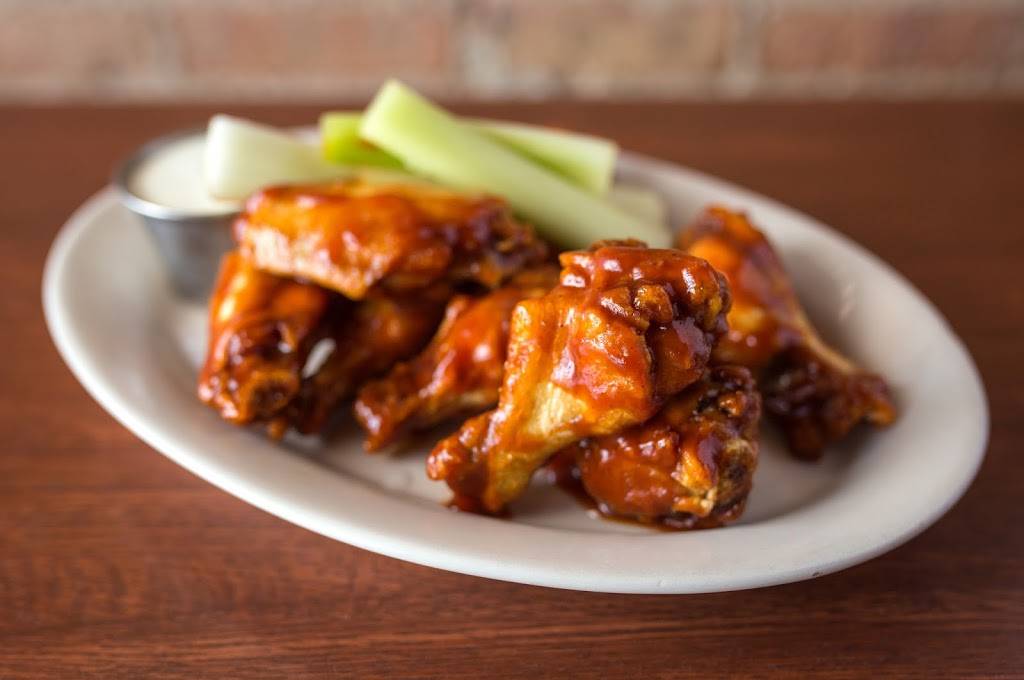 Candlelite Chicago | restaurant | 7452 N Western Ave, Chicago, IL 60645, USA | 7734650087 OR +1 773-465-0087