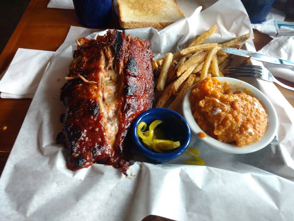 Cue Barbecue | restaurant | 13700 Highway 9 North, Alpharetta, GA 30004, USA | 7706670089 OR +1 770-667-0089