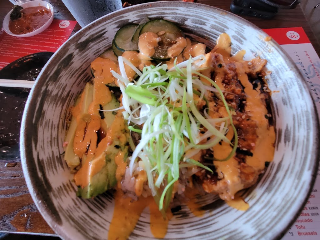 Ika Raman and Izakaya | restaurant | Papillion, NE 68046, USA | 4025582482 OR +1 402-558-2482