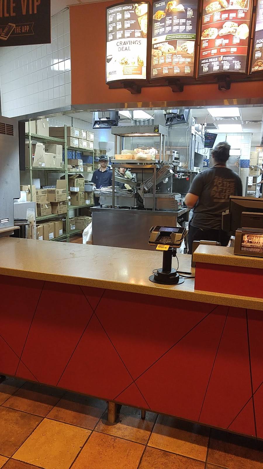 Taco Bell | meal takeaway | 2730 Lake Rd, Dyersburg, TN 38024, USA | 7312862355 OR +1 731-286-2355