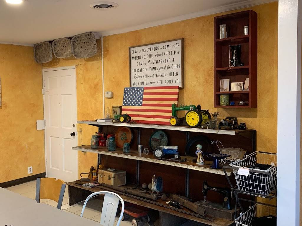 The Grey Flower Deli | restaurant | 10849 London Ln, Apison, TN 37302, USA | 4232365050 OR +1 423-236-5050