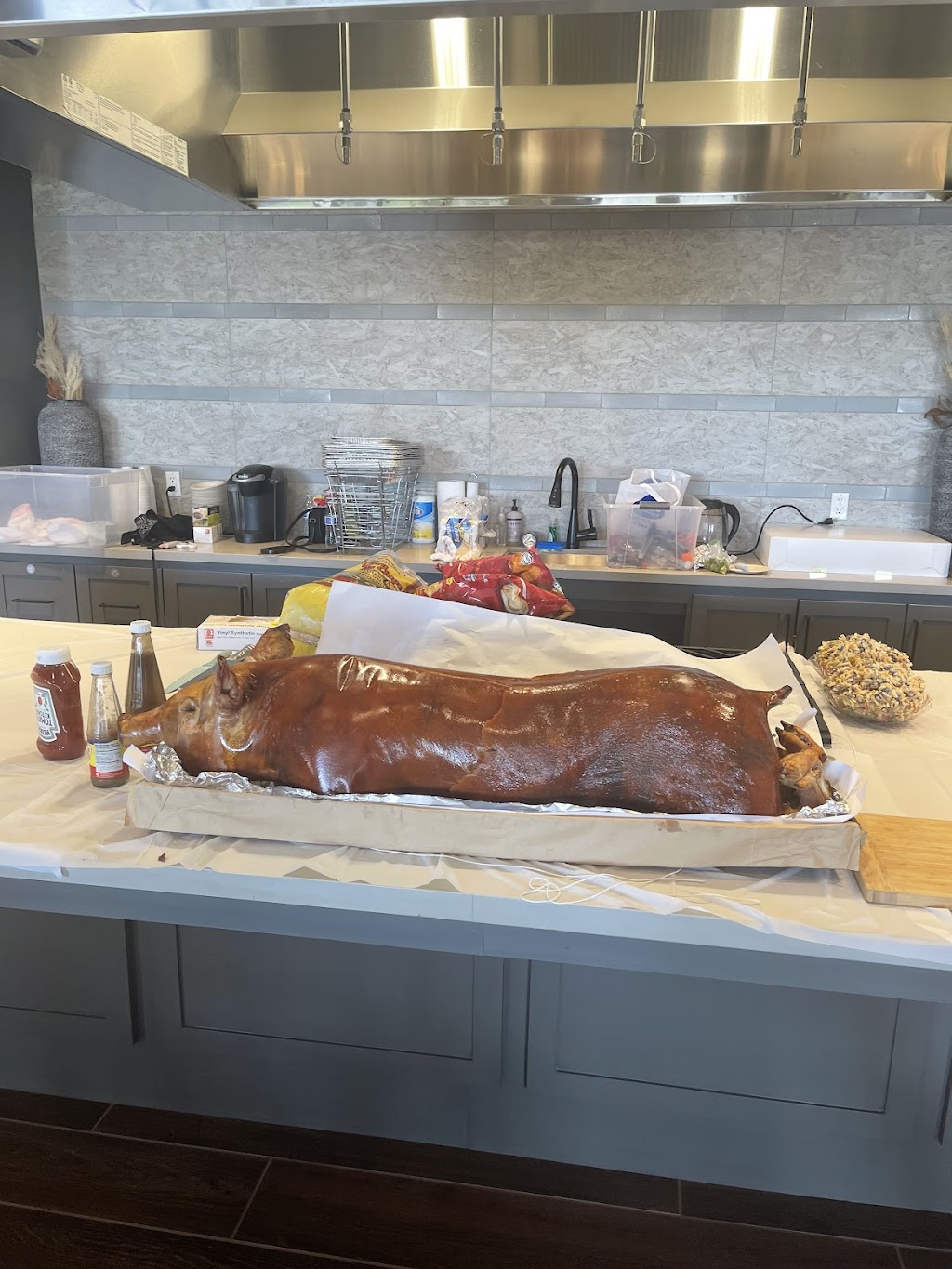 Akis Food To Go & Oriental | restaurant | 368 N Main St, Manteca, CA 95336, USA | 2096298280 OR +1 209-629-8280