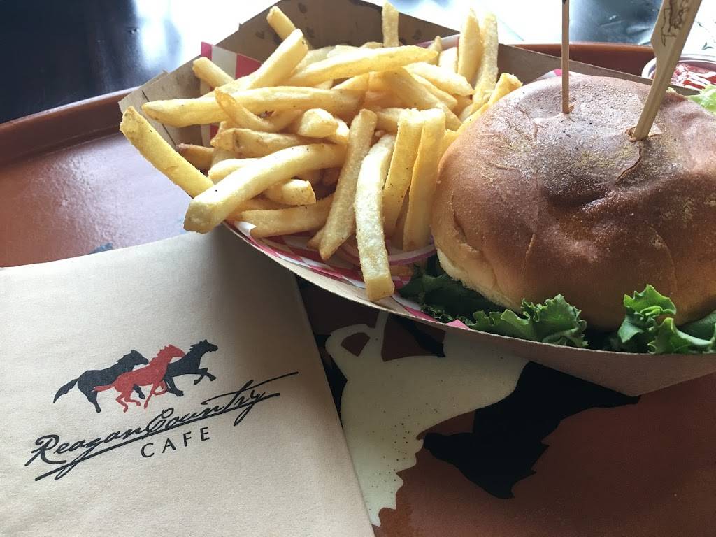 Reagan Country Cafe | cafe | 40 Presidential Dr, Simi Valley, CA 93065, USA | 8055778272 OR +1 805-577-8272