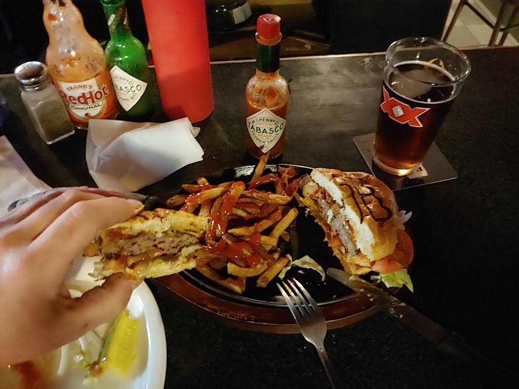 Build a Burger Pub | restaurant | 2012 Central Ave, Albany, NY 12205, USA | 5188690494 OR +1 518-869-0494