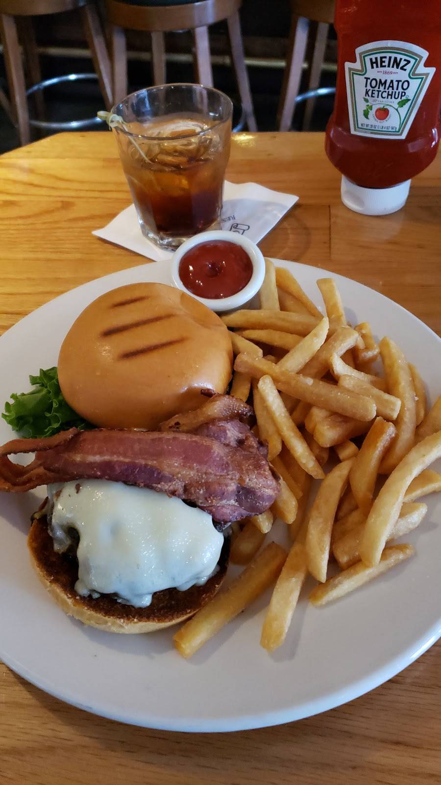 Carls Jr. | restaurant | 1550 Fitzgerald Dr, Pinole, CA 94564, USA | 5102232562 OR +1 510-223-2562