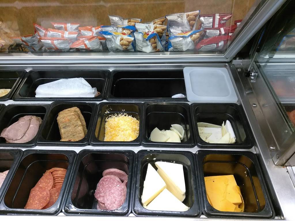 Subway Restaurants | restaurant | 1211 NE Martin Luther King Jr, Portland, OR 97232, USA | 9712718161 OR +1 971-271-8161