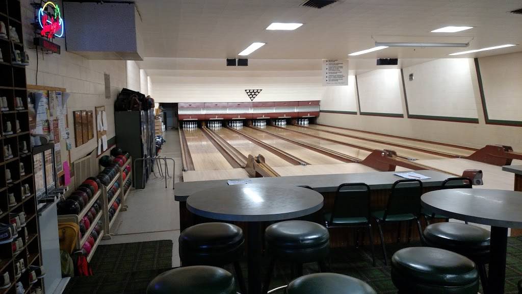 Sister Bay Bowl | restaurant | 10640 N Bay Shore Dr, Sister Bay, WI 54234, USA | 9208542841 OR +1 920-854-2841