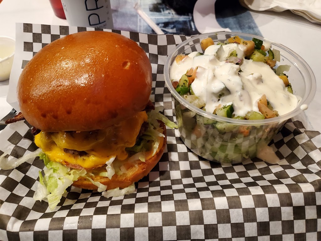 The Hudson Eatery & Bar | restaurant | 1601 E Apache Blvd, Tempe, AZ 85281, USA | 4806994173 OR +1 480-699-4173