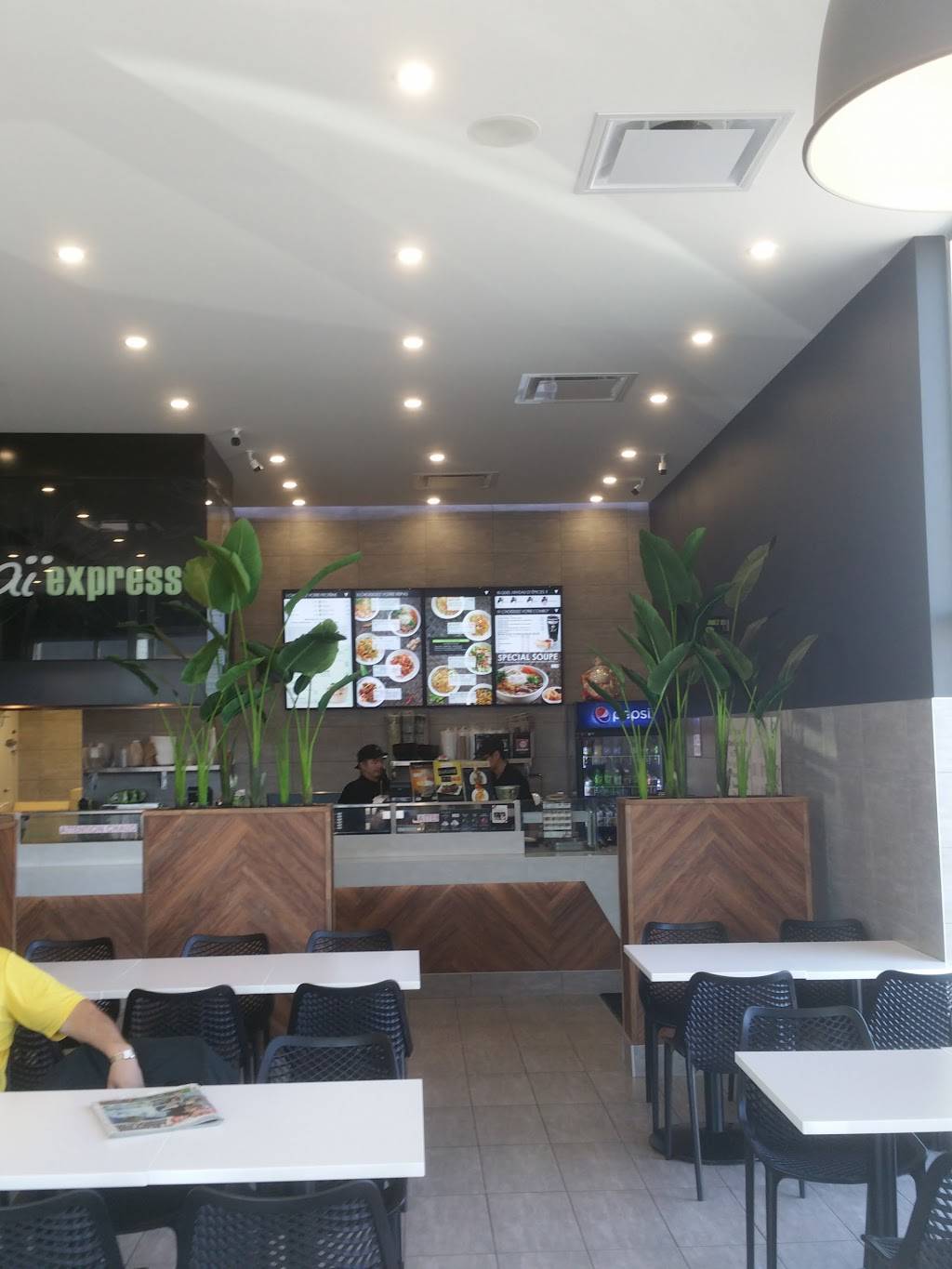 Thai Express | restaurant | Place Marquis, 788 Montée de St Sulpice, LAssomption, QC J5W 2T5, Canada | 4505898880 OR +1 450-589-8880