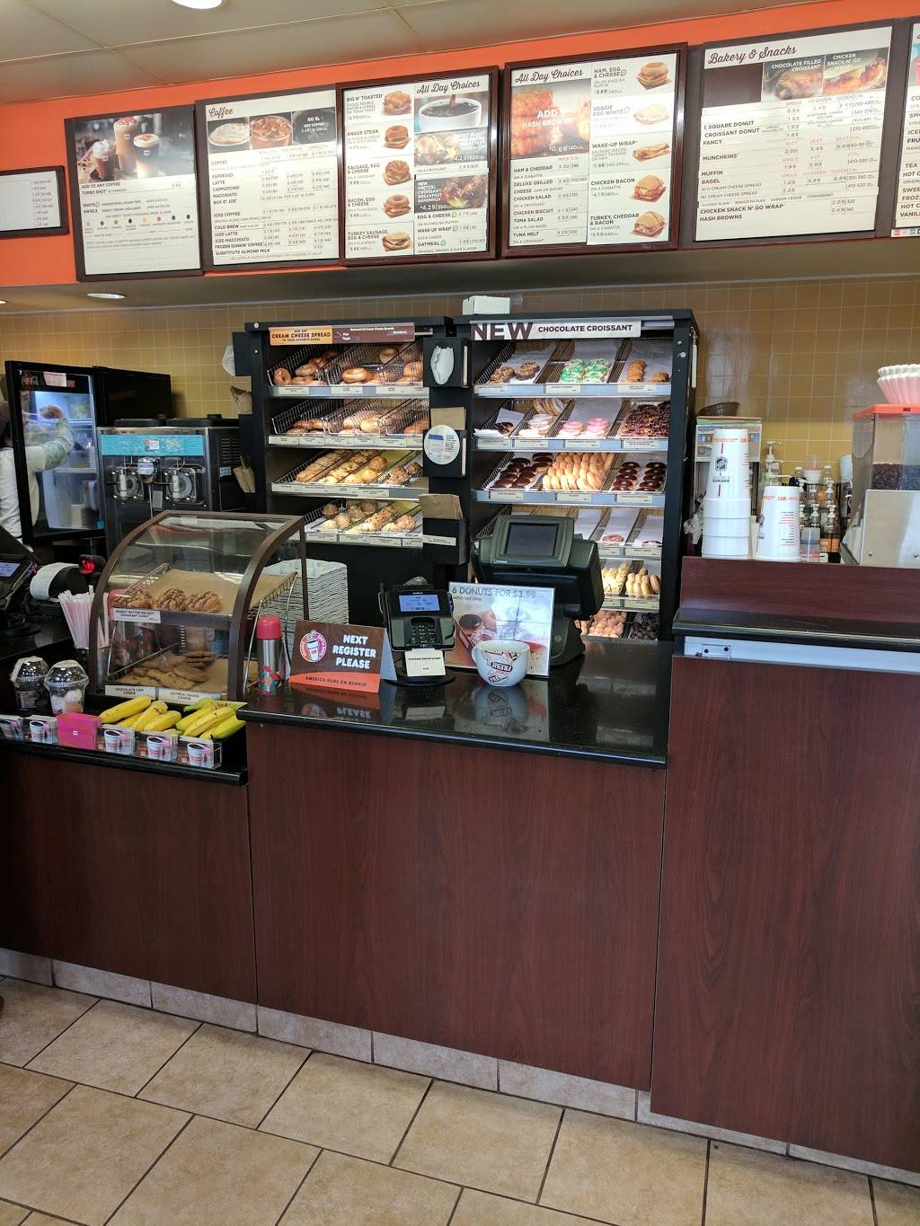 Dunkin | cafe | 576 Grand Ave, Ewing Township, NJ 08628, USA | 6098832770 OR +1 609-883-2770