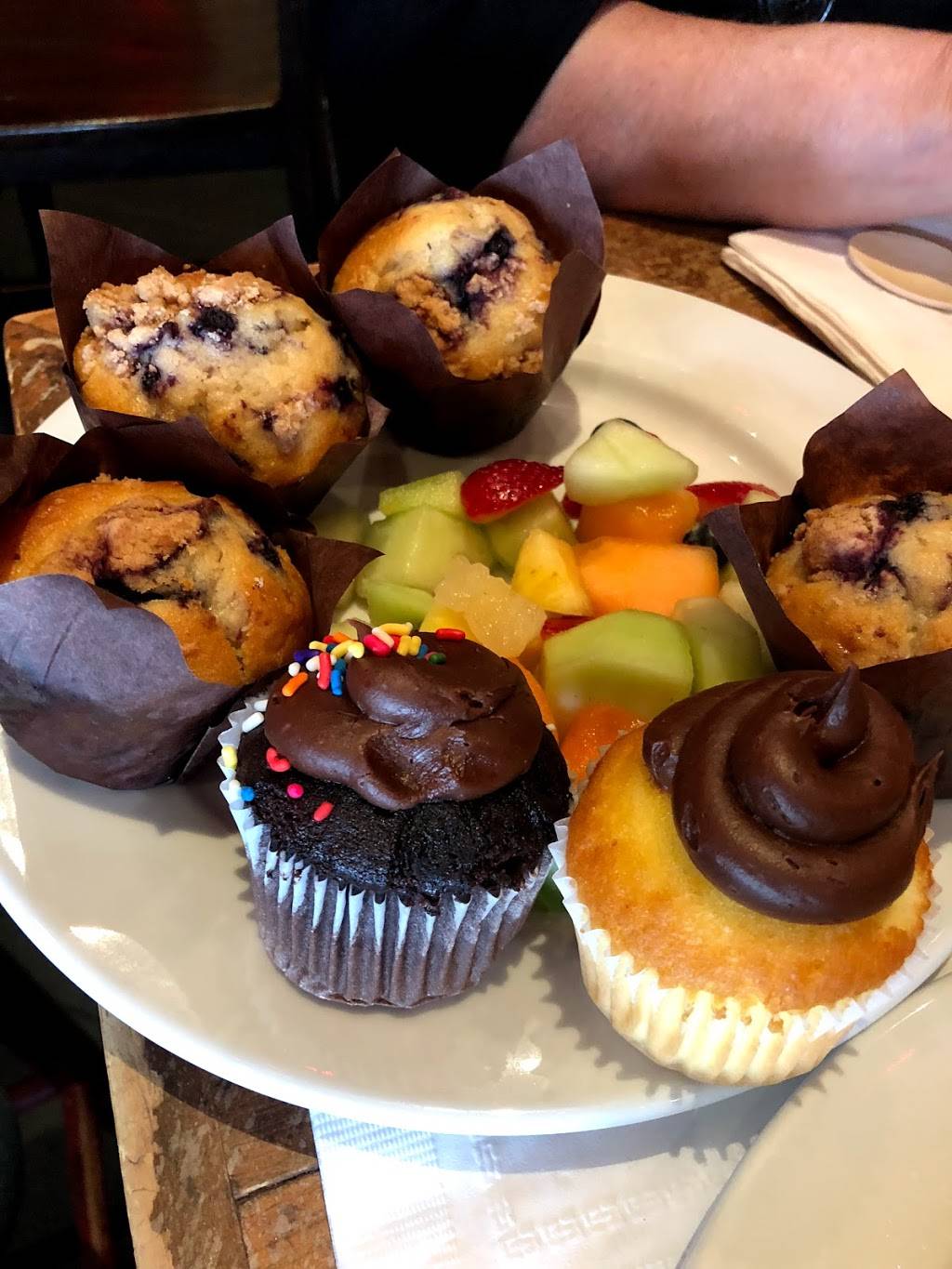 K Pacho | night club | 1270 Union Tpke, New Hyde Park, NY 11040, USA | 5163582222 OR +1 516-358-2222