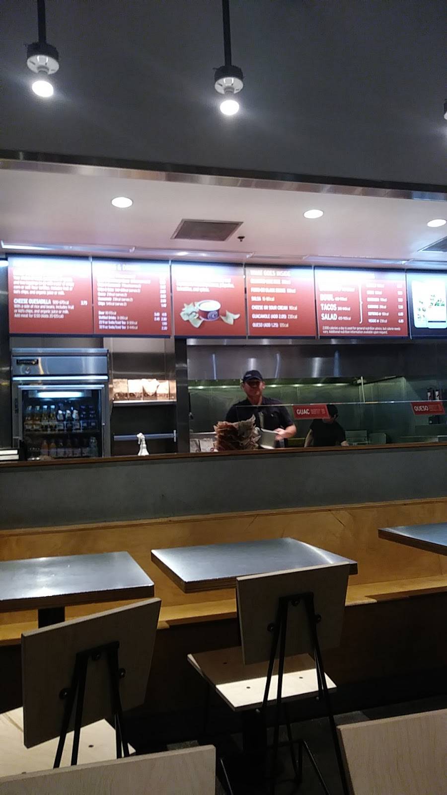 Chipotle Mexican Grill | restaurant | 1418 66th St N, St. Petersburg, FL 33710, USA | 7273443946 OR +1 727-344-3946