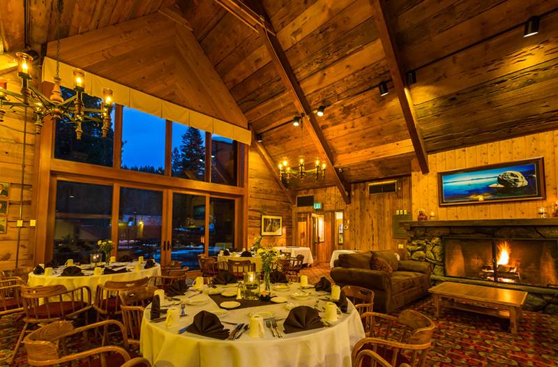 Cedar House Pub | restaurant | 725 Granlibakken Rd, Tahoe City, CA 96145, USA | 5305834242 OR +1 530-583-4242