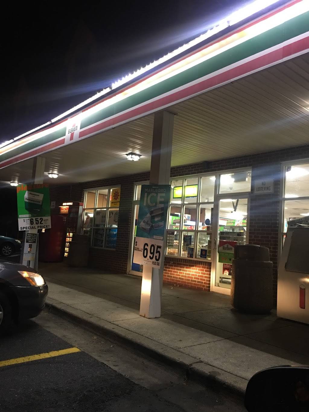7-Eleven | bakery | 15700 Mt Oak Rd, Bowie, MD 20716, USA | 3013907652 OR +1 301-390-7652