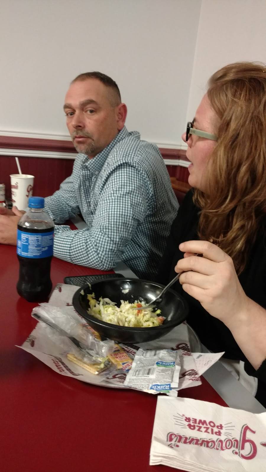 Giovannis Pizza | restaurant | 383 Main St, South Shore, KY 41175, USA | 6069326466 OR +1 606-932-6466